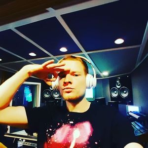 Meet your Posher, Mitchell